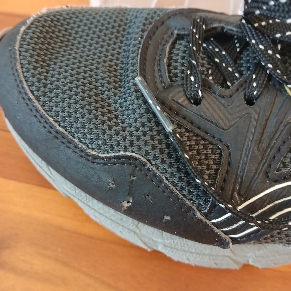 Asics Gel-Venture 8 Running Shoes Womens 8.5 Wide Black Trail Athletic 1012A706 - Picture 2 of 12